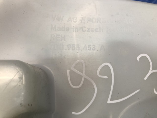 Бачок омивайки 95852870400 VAG