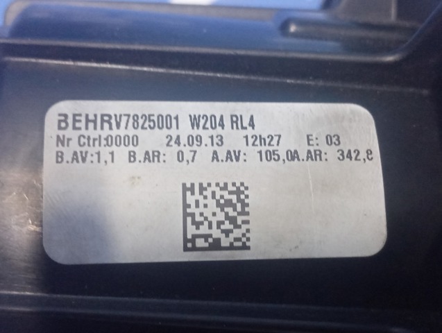 Електромотор пічки A0008304701 MERCEDES