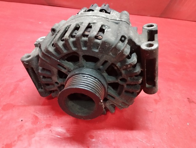 Генератор автомобільний A0009068404 MERCEDES
