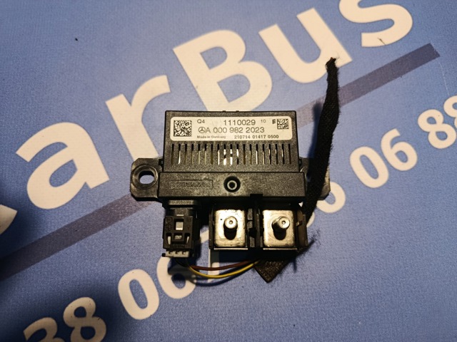 Реле контролю заряду АКБ A0009822023 MERCEDES
