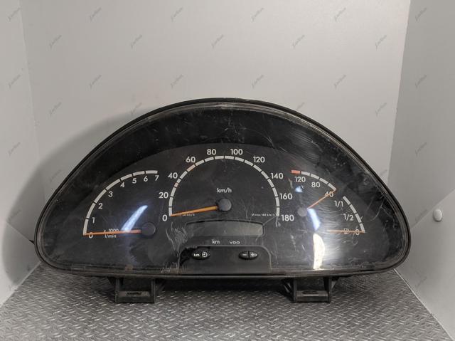 Приладова дошка-щиток приладів A0014460921 MERCEDES