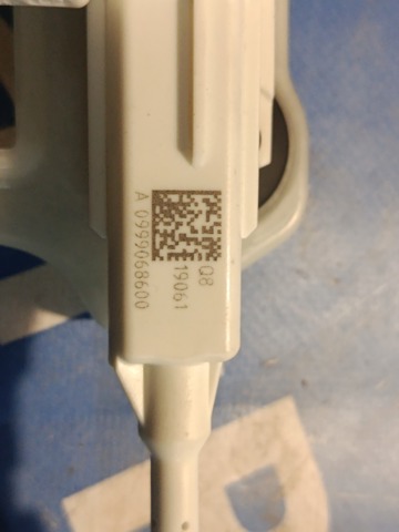 Мотор (клапан) дотягування багажника A0999068600 MERCEDES