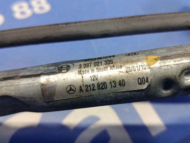 Трапеція щіток лобового скла A2128201340 MERCEDES