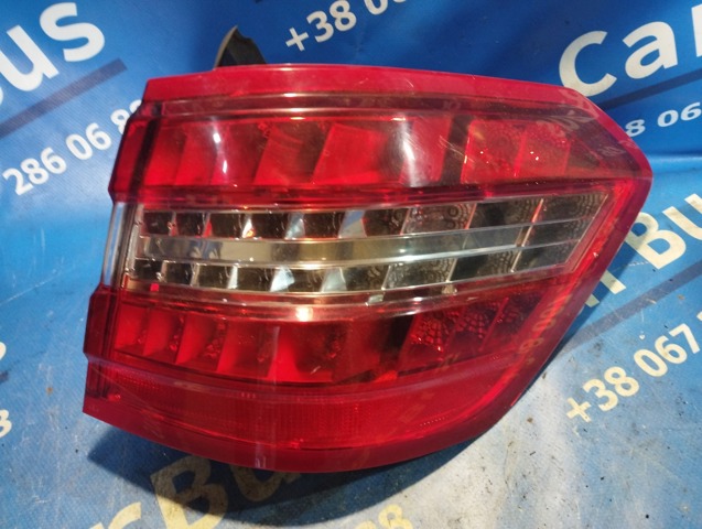 Фара задня права зовнішня A2128202064 MERCEDES
