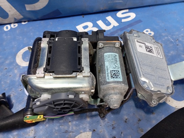 Ремені безпеки A2128607685 MERCEDES