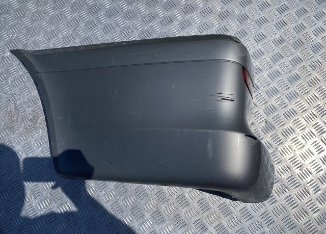 Ікло заднього бампера ліве A6398801871 MERCEDES