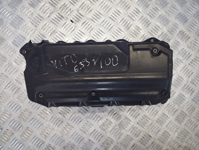 Кришка двигуна декоративна A6460101667 MERCEDES