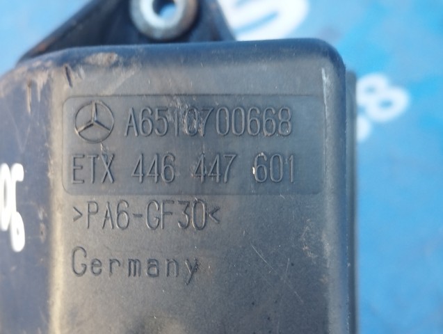 Ресивер вакуумний двигун A6510700668 MERCEDES