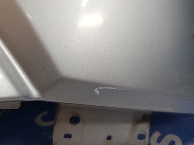 Переднє праве крило A9066377819 MERCEDES