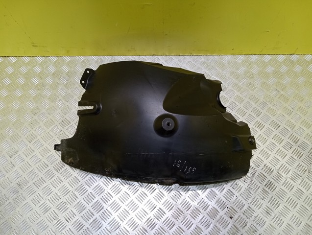 Підкрилок переднього крила, правий задній A9066841377 MERCEDES