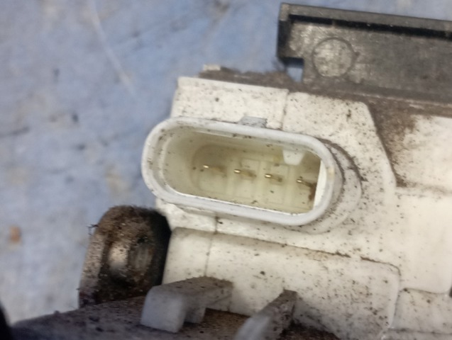 Замок дверей водія A9067202135 MERCEDES
