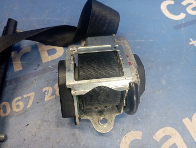 Ремені безпеки A9068600485 MERCEDES