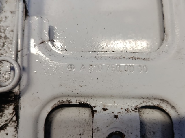 Люк б/бака A9107500000 MERCEDES