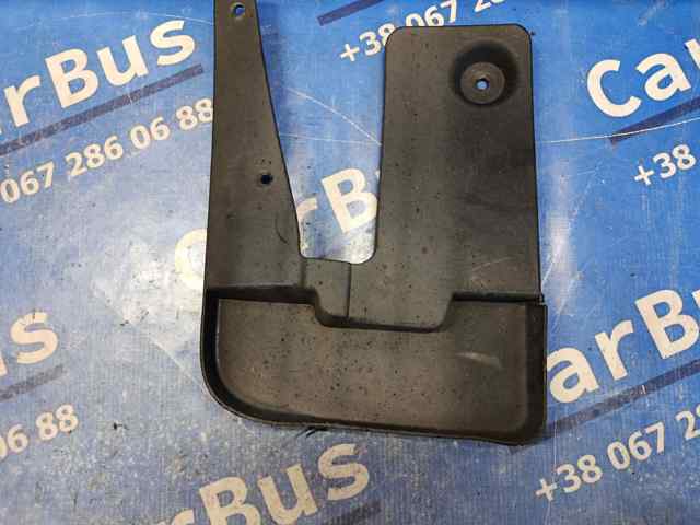 Бризковики передній, правий A9108890100 MERCEDES