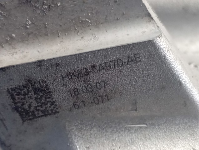 Цапфа поворотна права HK835A970AE LAND ROVER
