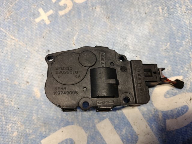 Двигун заслінки печі K9749005 MERCEDES