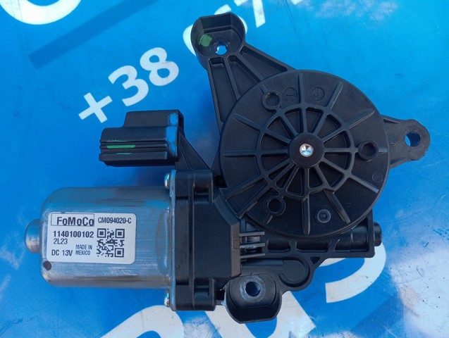 Двигун склопідіймача двері передньої, правої LJ8Z9923394A FORD