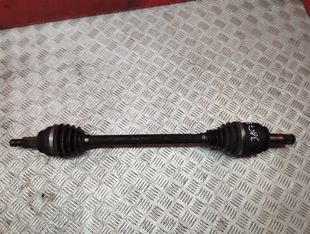 Піввісь задня, права LR053789 LAND ROVER