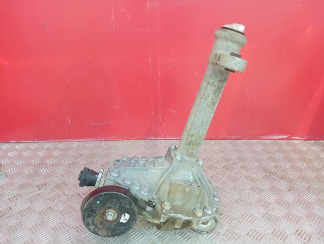 Редуктор колісний моста переднього LR059046 LAND ROVER