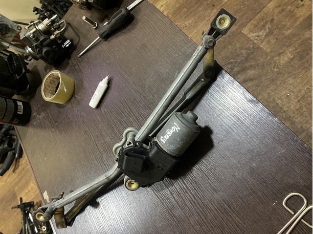 Мотор склоочисника скла (трапеції) 0390241702 BOSCH