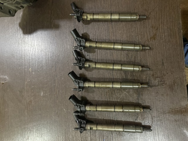 Форсунка паливна 059130277AH VAG