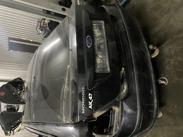 П'яті двері 1211435 FORD