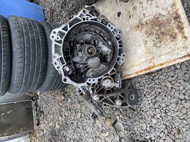 Ручна коробка передач 12992510 OPEL