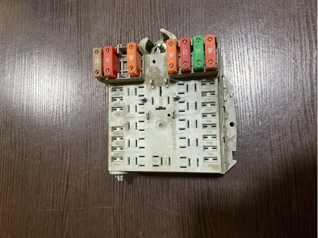 Монтажний блок 1332043080 FIAT