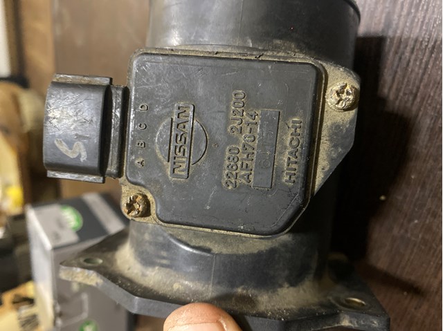 Датчик потоку повітря 226802J200 NISSAN