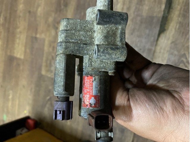 Клапан / регулятор холостого ходу 237812J222 NISSAN