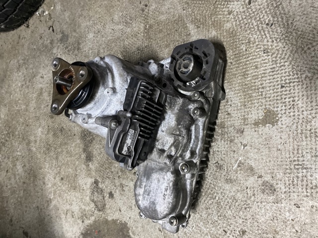 Модуль керування роздавальної коробкою 27608643153 BMW