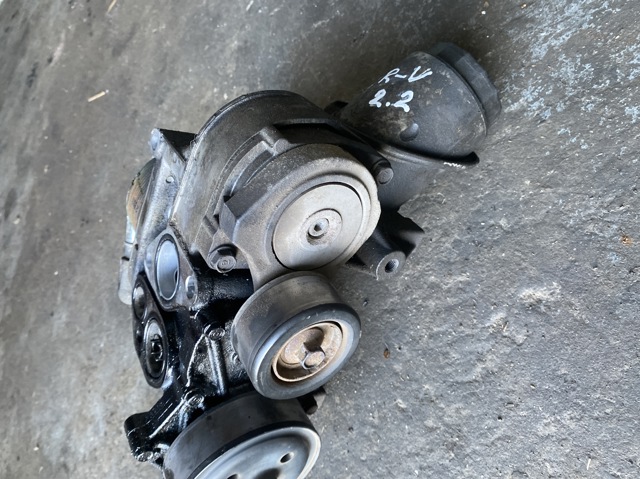 Натягувач приводного ременя 31170RBDE02 HONDA