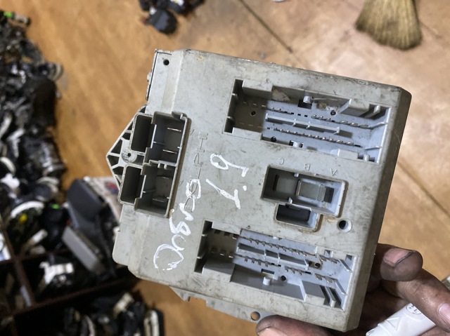 Корпус запобіжників 46752706 FIAT