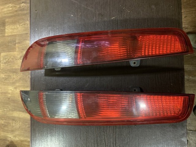 Задня ліва фара 4M5113N004C FORD
