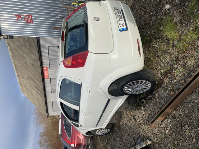 Вал рульової колонки, нижній 51831004 FIAT