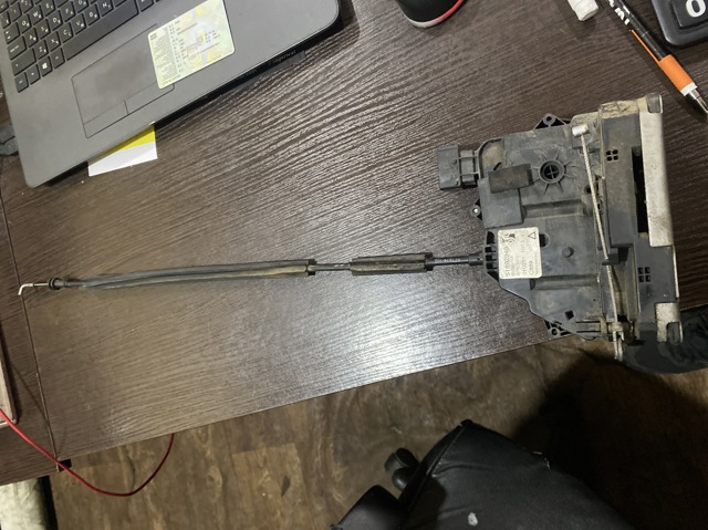 Замок задньої двері, лівої 51892948 FIAT