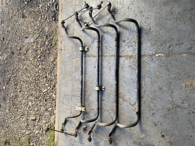 Стабілізатор передній Renault Trafic 3