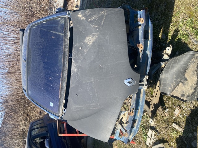 Капот 7751472130 RENAULT