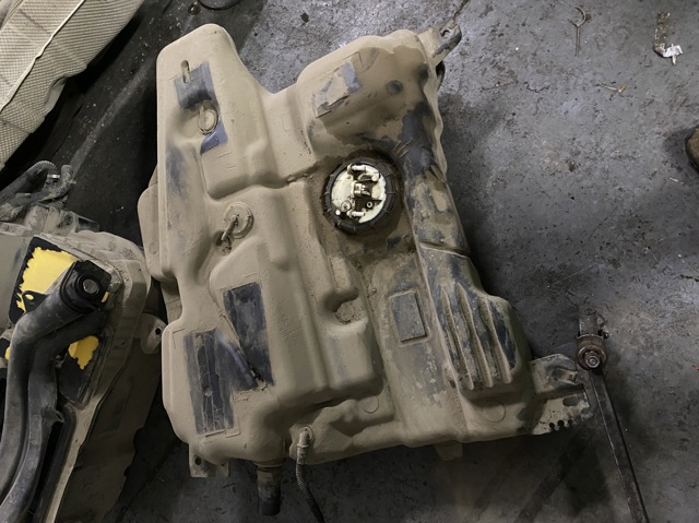 Бензобак 8200008546 RENAULT