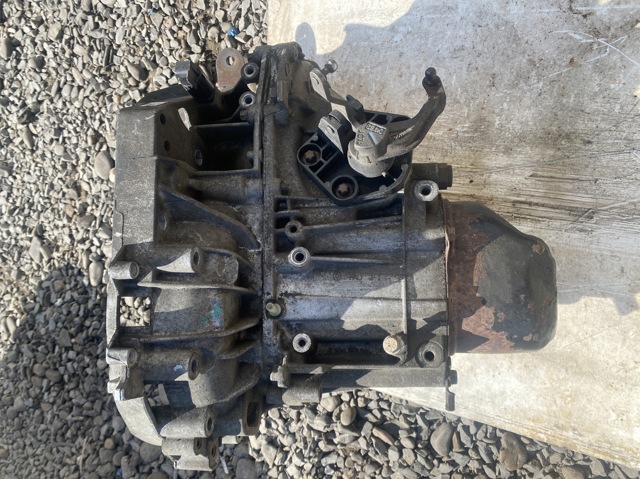 Механічна коробка перемикання передач 8200133311 RENAULT