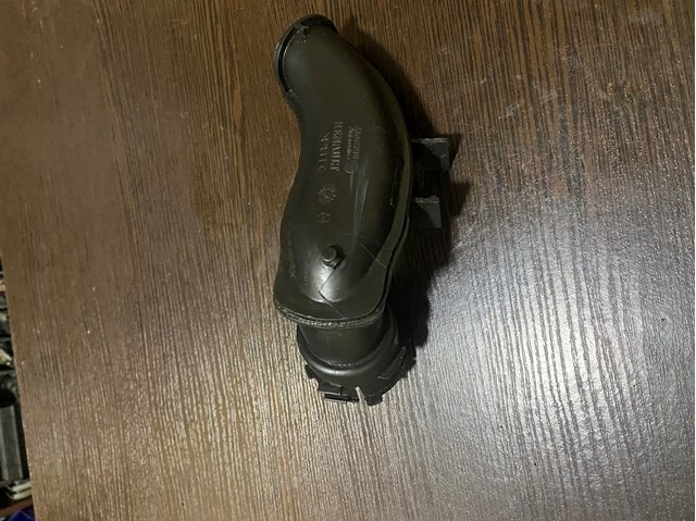 Трубка, що нагнітається 8200208708 RENAULT