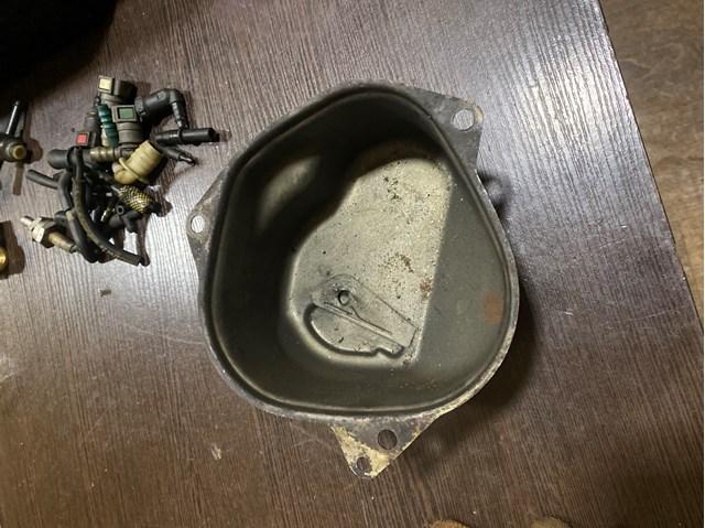 Кришка коробки передач, задня 8200297214 RENAULT