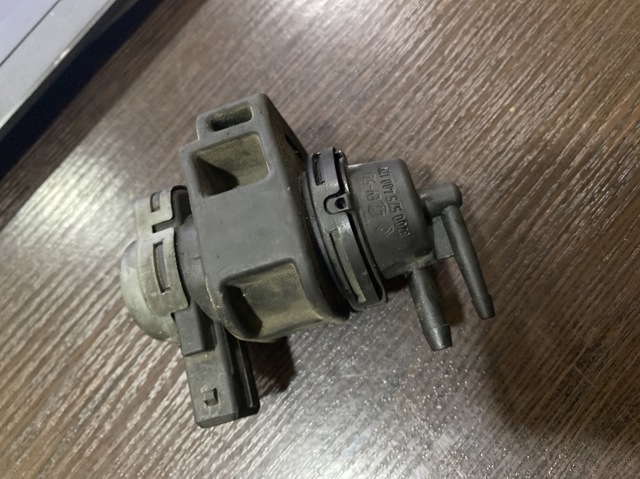 Перетворювач тиску (соленоїд) наддуву / EGR 8200575400 RENAULT