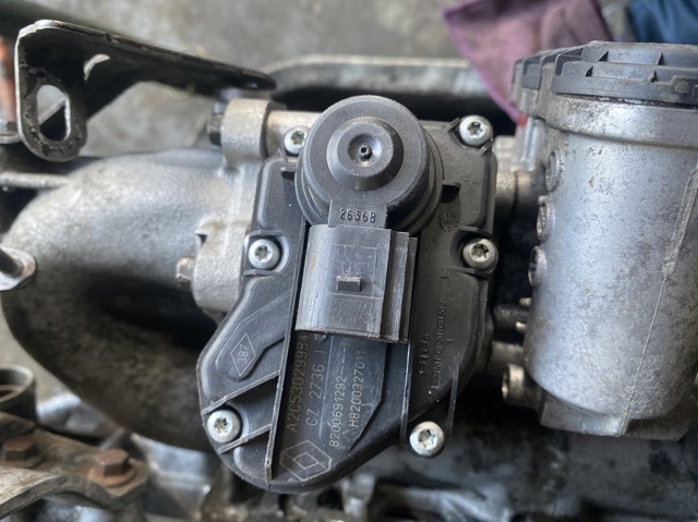 Клапан EGR рециркуляції газів 8200691292 RENAULT