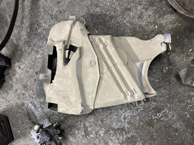 Кожух / кришка / захист ременя ГРМ 8200795003 RENAULT