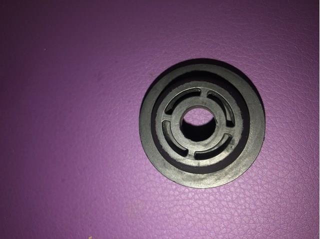 Подушка корпусу повітряного фільтра 13717625238 BMW
