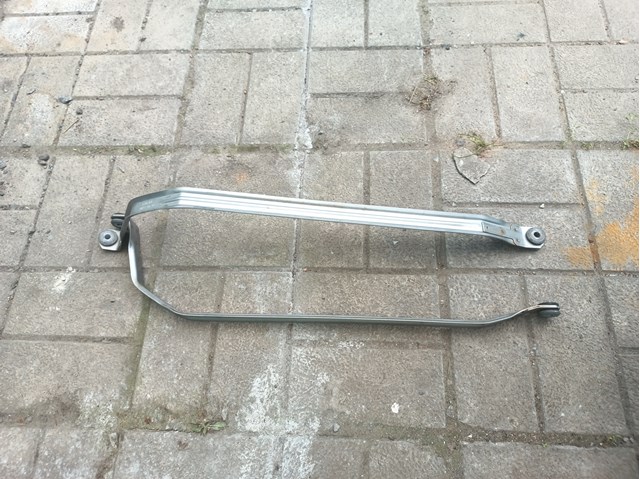 Кронштейн баку паливного 16117195169 BMW