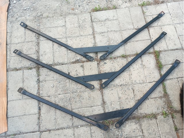 Розпірки стійок передніх 51617311557 BMW