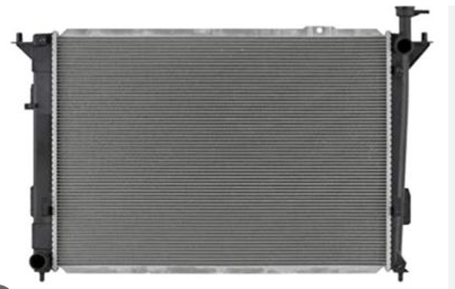 Радіатор основний 253102W800 MARKET (OEM)
