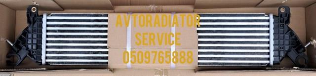 Радіатор інтеркулера PY8W13565 MARKET (OEM)